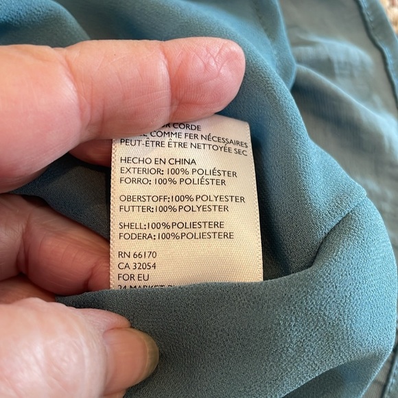 Kimchi Blue Scalloped Edge Cami. EUC - Picture 7 of 7